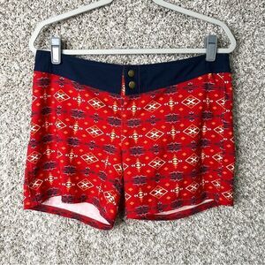 Roxy Shorts Women’s Medium Red & Navy Blue Aztec Patterned 5” Board